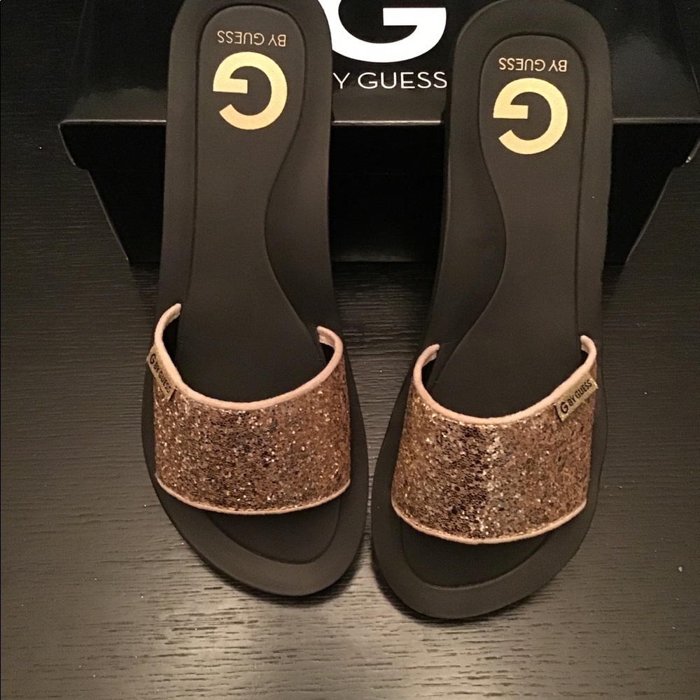 Guess flip flops